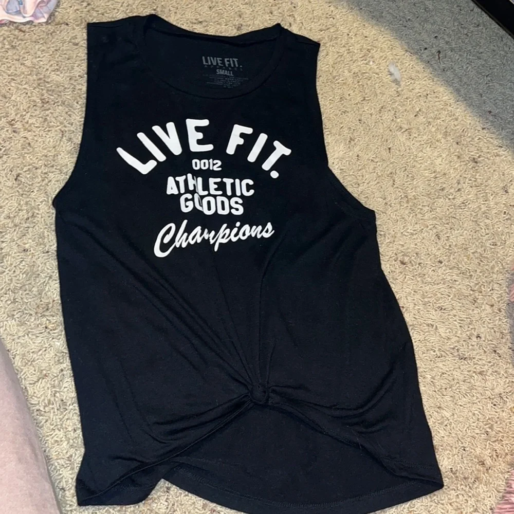 Live fit tank size small - Picture 1 of 1